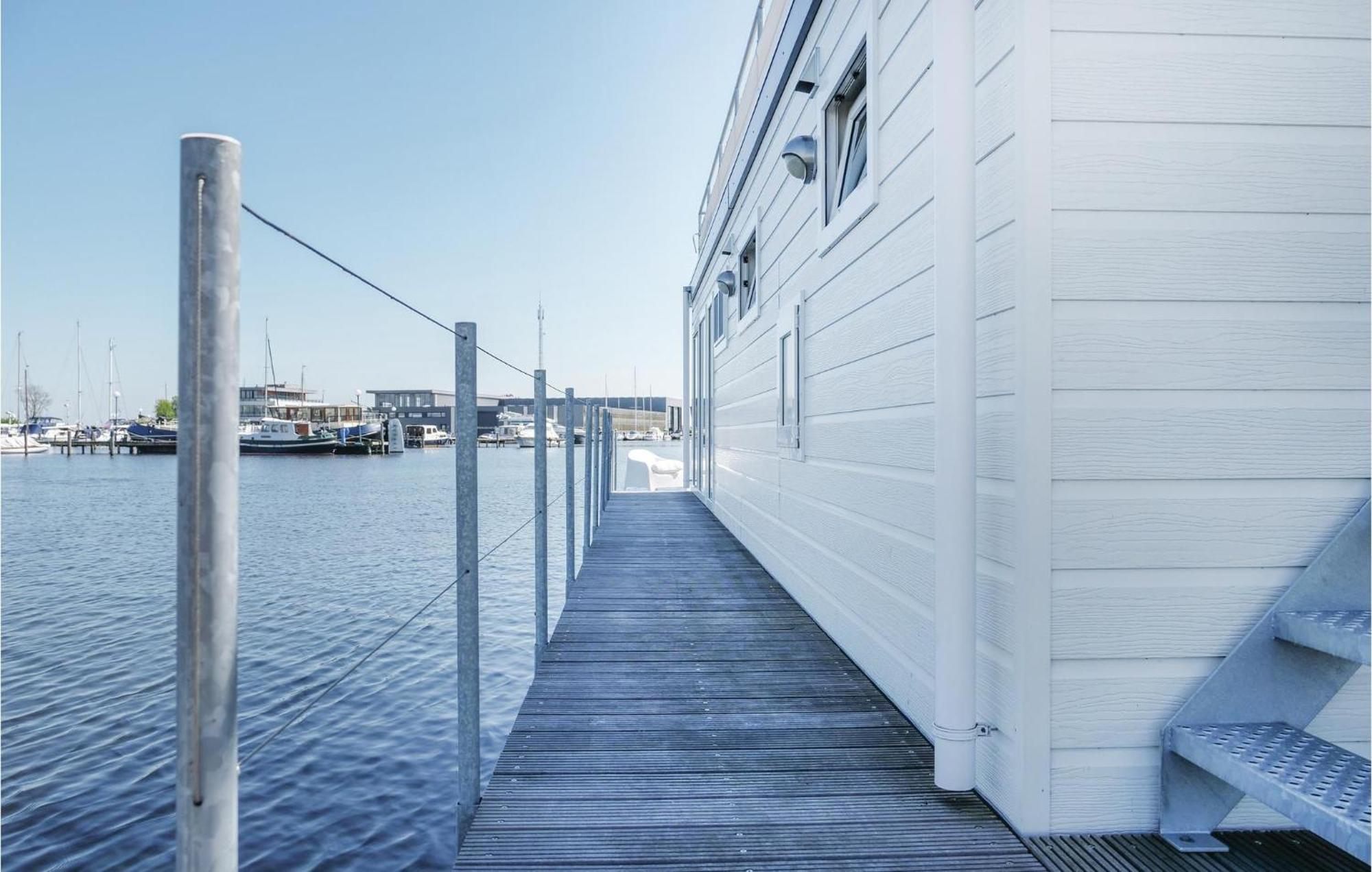 Aqualiving Hotel Aalsmeer Kültér fotó